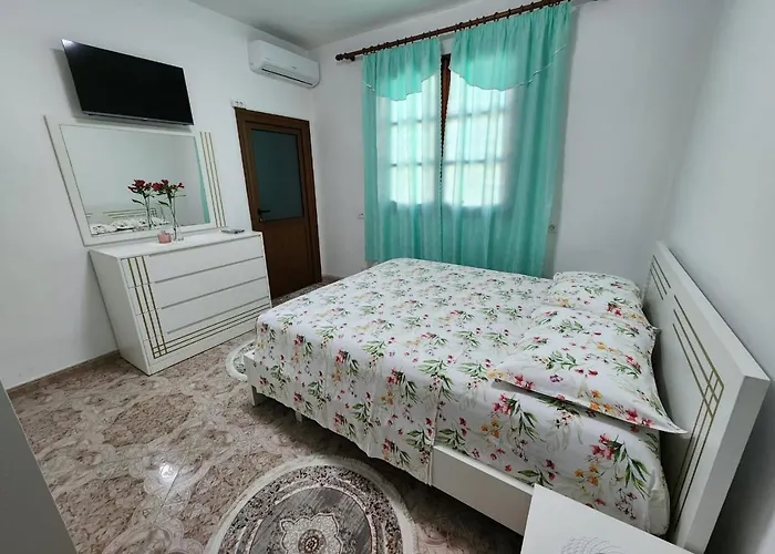 Mira'S Room