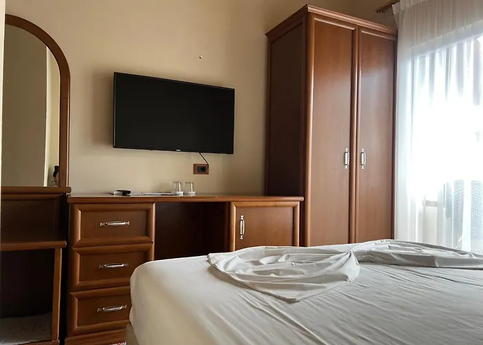 Broadway Boutique Hotel