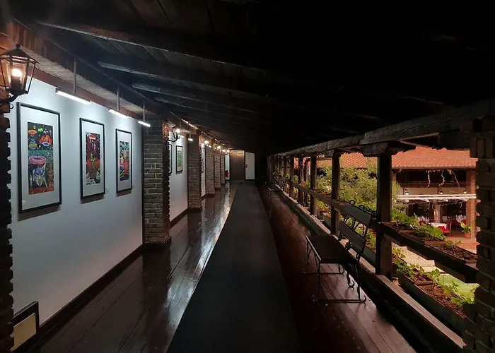Hotel Restaurant Bujtina E Gjelit